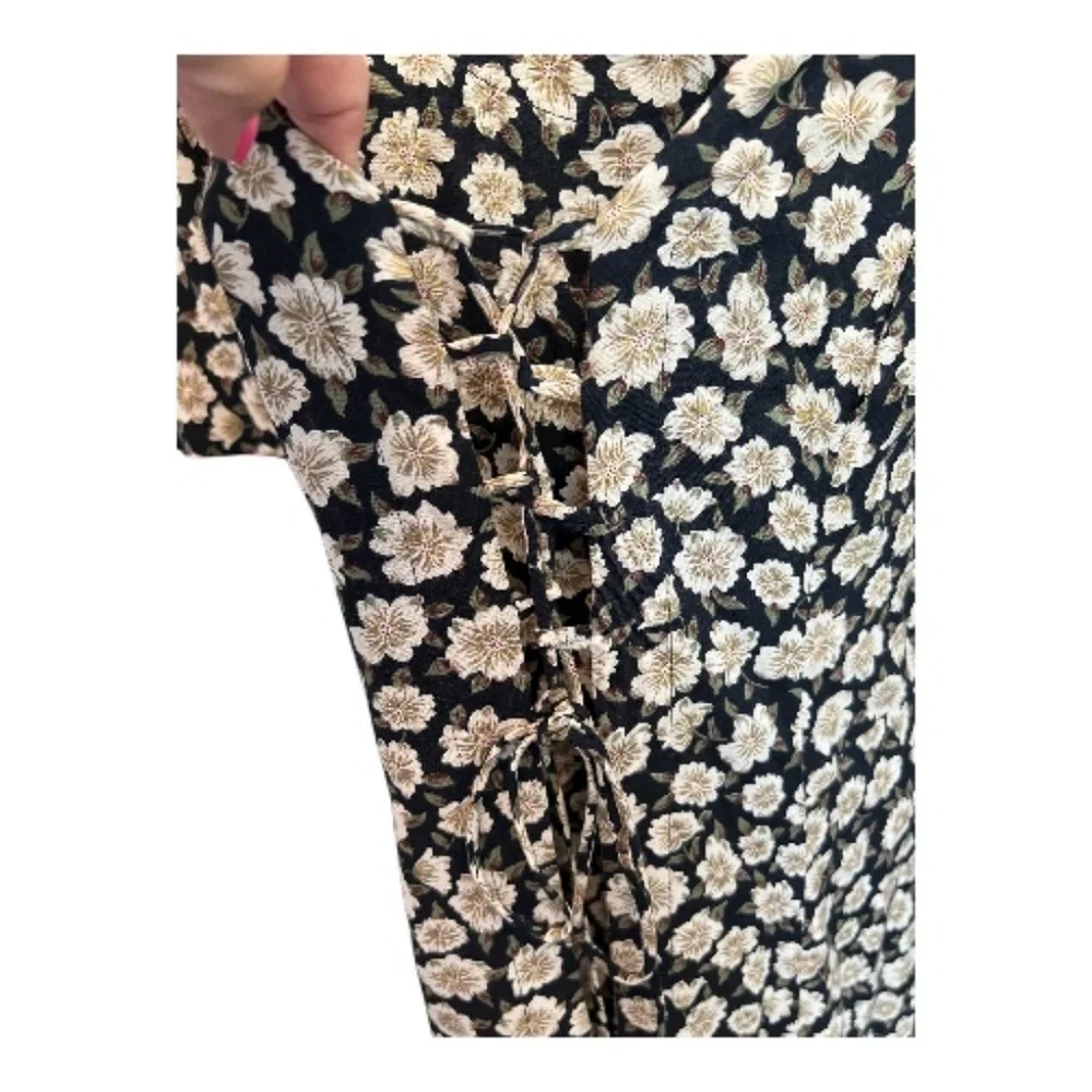 π€π€ EUC ALIX TAYLOR Black & White Floral Print Lace-Up Midi Dress | Sz 18 - Picture 7 of 9